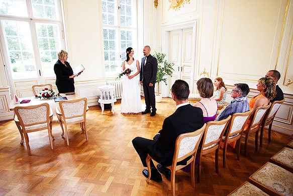 Hochzeitsfotografie Barockschloß Oberlichtenau: Standesamtliche Trauung