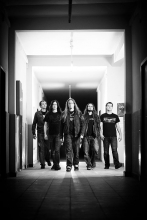 Portrait der Metal-Band "The last Hangmen" aus Dresden, die auf einem Benefizkonzert für krebskranke Kinder spielen wird